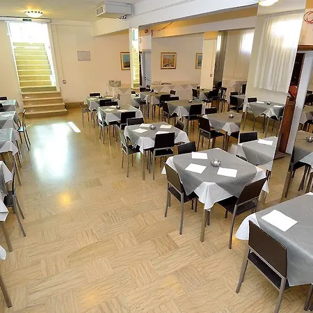 San Giuliano 3* Местре